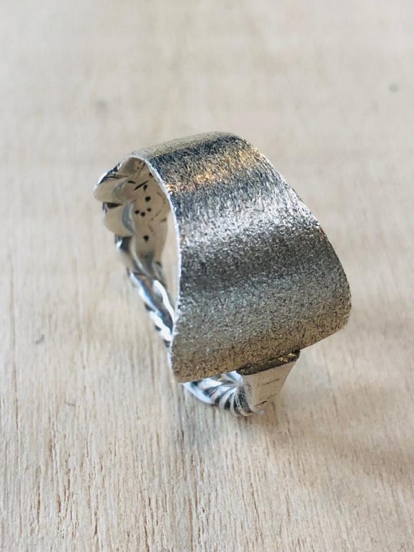 Van Theelepel tot Sieraad