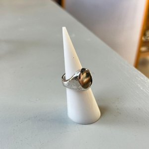 Nieuw: Zegelring met gravure in was